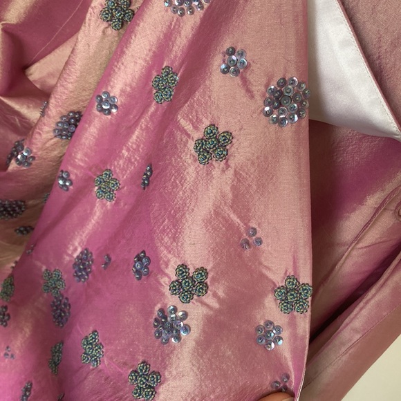vintage milk pink silk dress (with flower bead detailing!!), size 10 womens - Picture 4 of 4